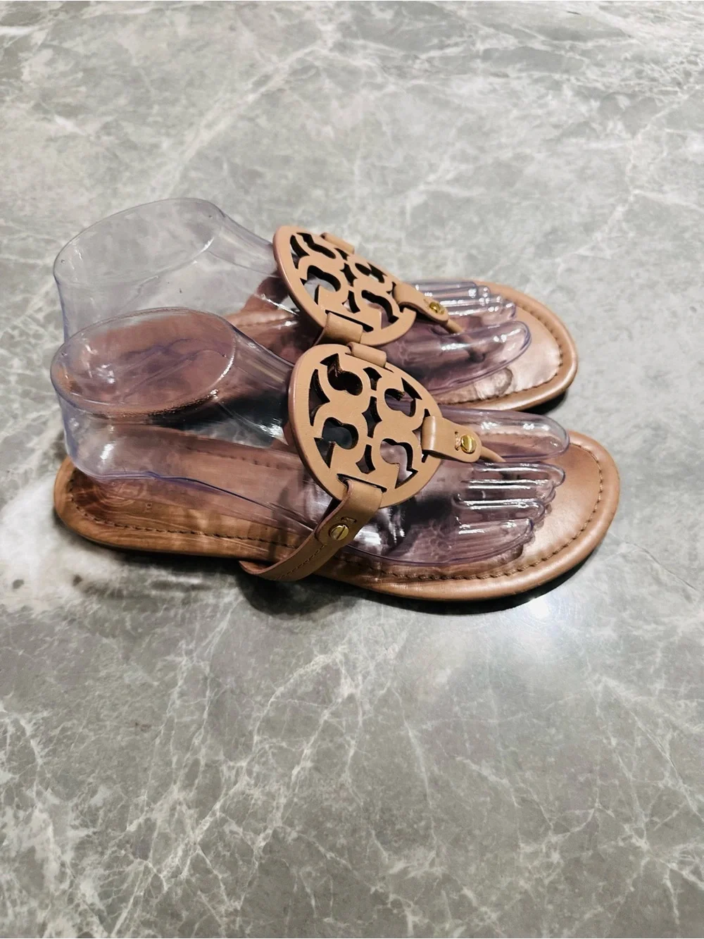 Tory Burch Miller Sandals Tan Size 9 Thong Flip Flop Designer Nude EUC Beige - Picture 2 of 4